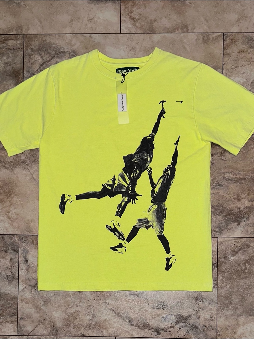 New York Sunshine Install Team Basketball Graphic Tee Lime Green NWT Size Medium